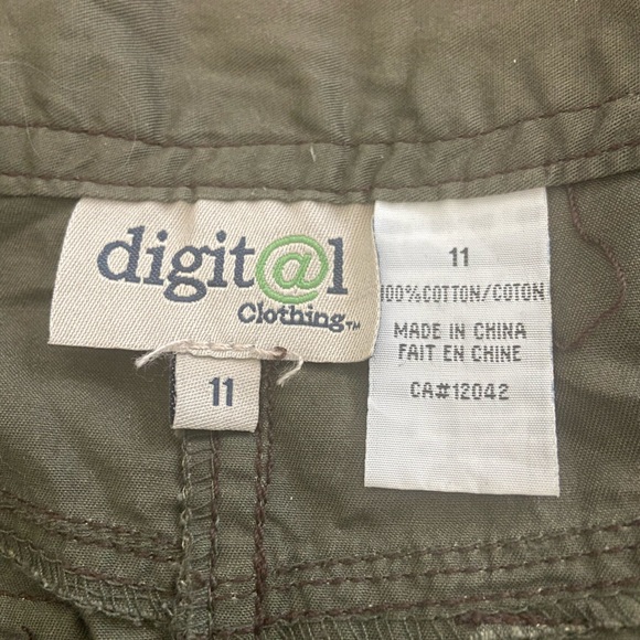 Cute khaki mini skirt - Picture 6 of 8